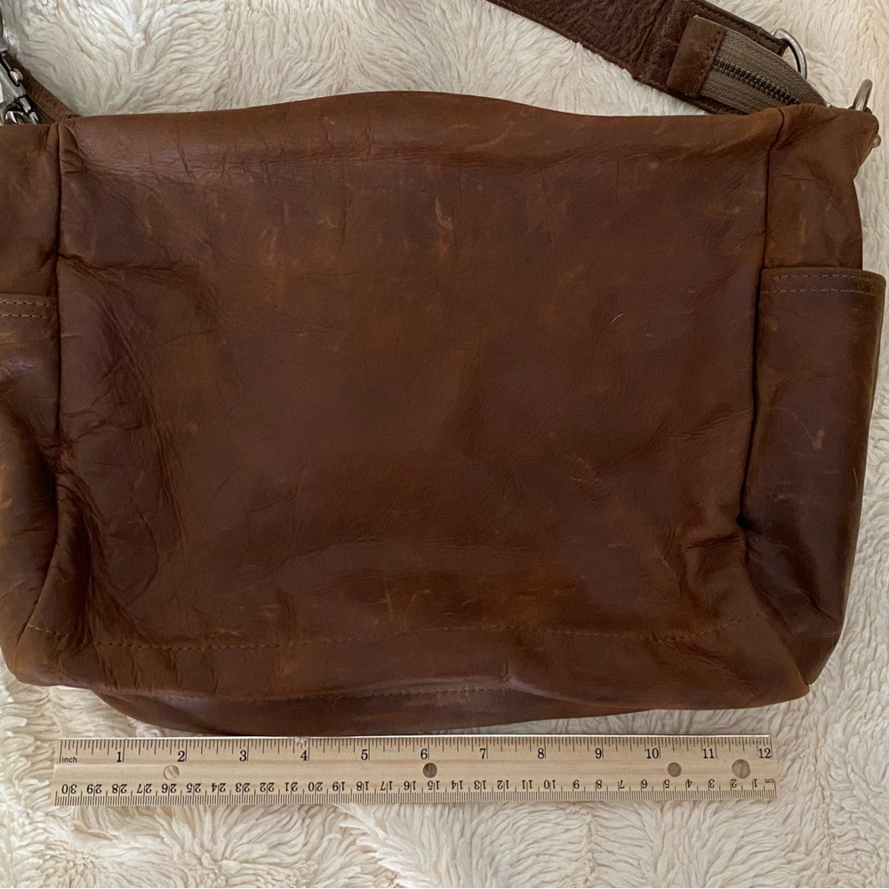 Rough &Tumble Zip top bucket. Rustic Pecan